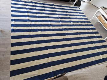 Een luifel voor caravan of camper 250 cm breed en 232 cm die beschikbaar voor biedingen