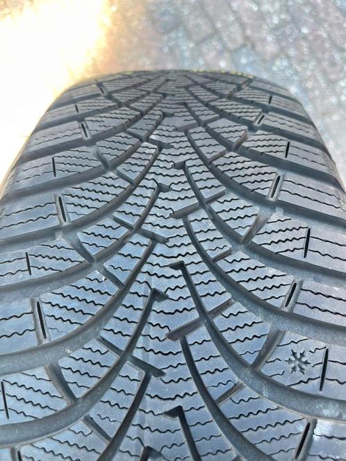 4 stuks Goodyear ultragrip 9+, Auto diversen, Autosport-onderdelen, Zo goed als nieuw, Ophalen