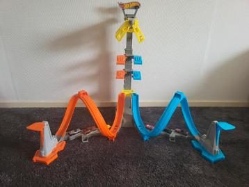 Hot Wheels Action - Loop & Lanceer Speelset  beschikbaar voor biedingen
