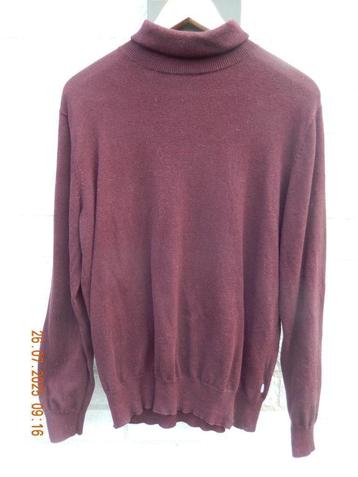 America Today colltrui bordeaux rood L beschikbaar voor biedingen