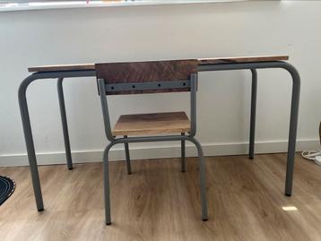 Kinderbureau en -stoel van KidsDepot beschikbaar voor biedingen