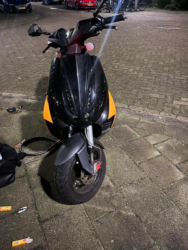 Ludix Blaster LC, Fietsen en Brommers, Scooters | Peugeot, Zo goed als nieuw, Overige modellen, Maximaal 45 km/u, Tweetakt, Ophalen of Verzenden