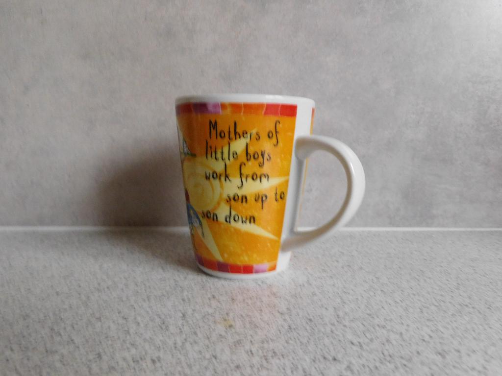 Senseo mok Mothers of Boys Born to Shop Johnson Brothers, Overige typen, Ophalen of Verzenden, Zo goed als nieuw, Overige stijlen