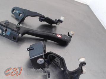 Schuifdeurrol rechts van een Ford Tourneo Custom beschikbaar voor biedingen