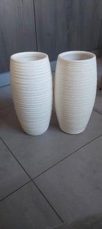 2 witte bloempotten 31cm hoog, Ophalen, Steen, Rond, Binnen