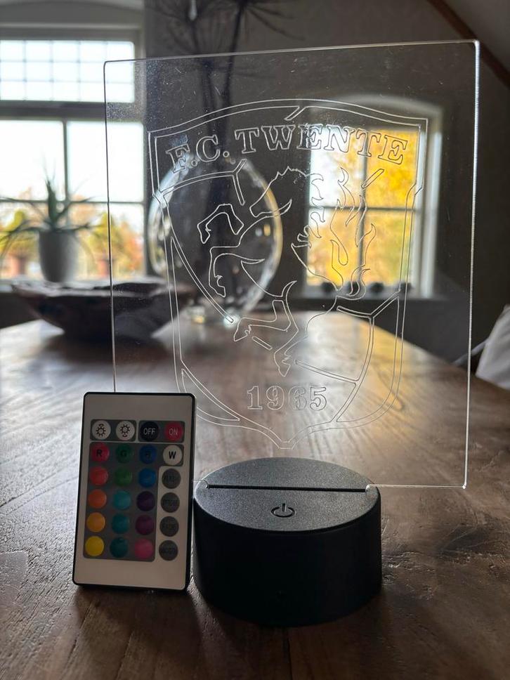 FC Twente LED Lamp met Afstandsbediening, Antiek en Kunst, Antiek | Lampen, Ophalen of Verzenden