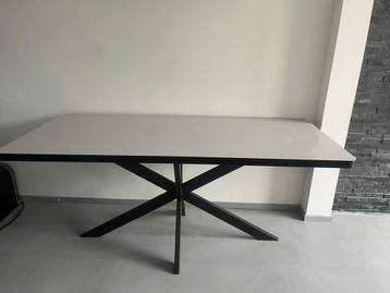 Mooie design Eettafel matrixpoot HPL blad 180 x 90 beschikbaar voor biedingen