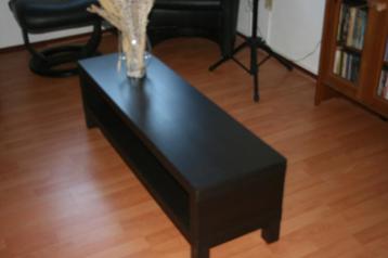 Salon of TV tafel