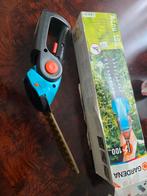 Gardena Buxusschaar Accu 100 - Zonder Oplader, Tuin en Terras, Heggenscharen, Ophalen of Verzenden, Zo goed als nieuw, Accu, Gardena