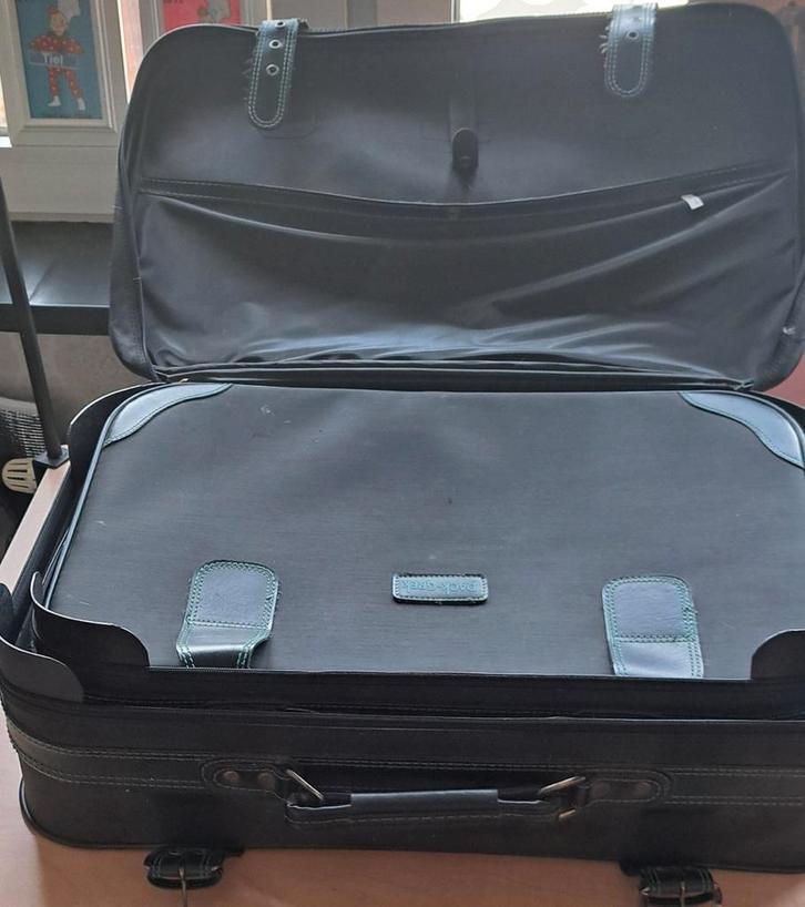 Pack-grek koffers 2 st en bijhorende tas, Sieraden, Tassen en Uiterlijk, Koffers, Zo goed als nieuw, Zacht kunststof, 60 tot 70 cm