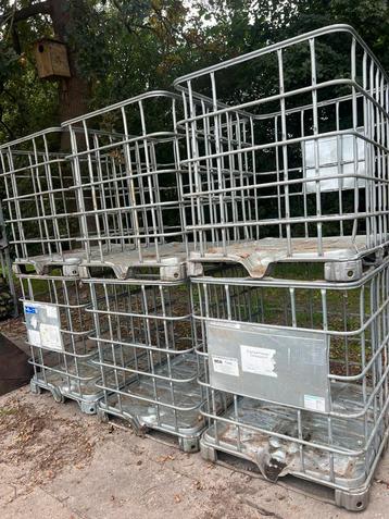 Ibc kratten stalen bodem 6 stuks beschikbaar voor biedingen