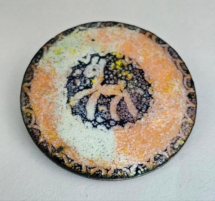 Vintage Broche Met Emaille, Sieraden, Tassen en Uiterlijk, Broches, Zo goed als nieuw, Overige materialen, Zilver, Verzenden