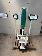 First class convergent chestpress / chest machine, Ophalen, Benen, Gebruikt, -
