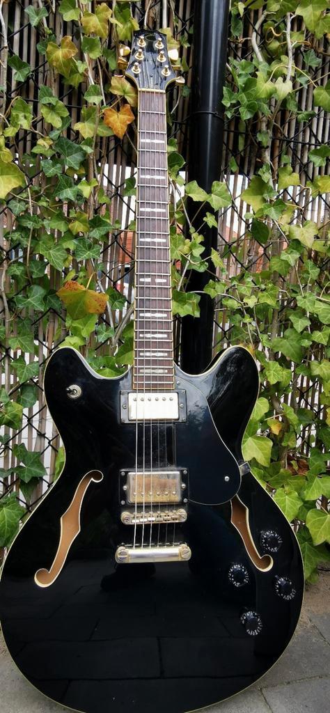 Peavey JF1-EX Jazz/Fusion Electrische Gitaar, Muziek en Instrumenten, Snaarinstrumenten | Gitaren | Elektrisch, Zo goed als nieuw