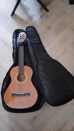 Akoestische gitaar met gitaar tas, Klassieke of Spaanse gitaar, Gebruikt, Ophalen of Verzenden