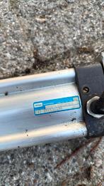 Lange lucht cilinder, Ophalen, ', ', '