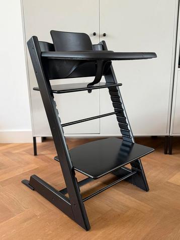 Stokke tripp trapp met newborn set, stoelverkleiner en tray. beschikbaar voor biedingen