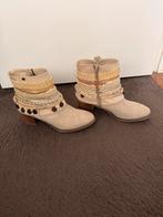 Invito Ibiza Laarsjes Maat 40, Kleding | Dames, Schoenen, Ophalen of Verzenden, Nieuw, Beige, Lage of Enkellaarzen