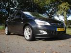 Opel Astra 1.4 Turbo Tourer Edition 103KW 5D 2012 Zwart, Auto's, Opel, Voorwielaandrijving, 65 €/maand, Stof, 4 cilinders