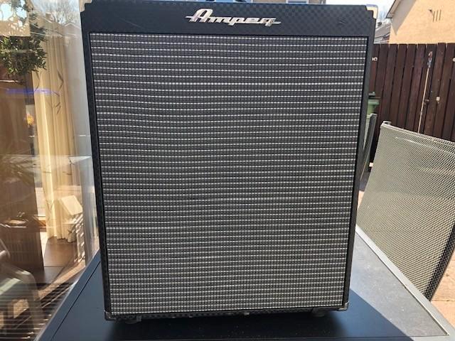 Bas cabinet, Muziek en Instrumenten, Versterkers | Bas en Gitaar, Zo goed als nieuw, Basgitaar, 100 watt of meer, Ophalen