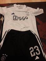Ajax Uitshirt 2023/2024 Berghuis 23 met Broekje, Sport en Fitness, Voetbal, Maat S, Ophalen of Verzenden, Zo goed als nieuw, Set