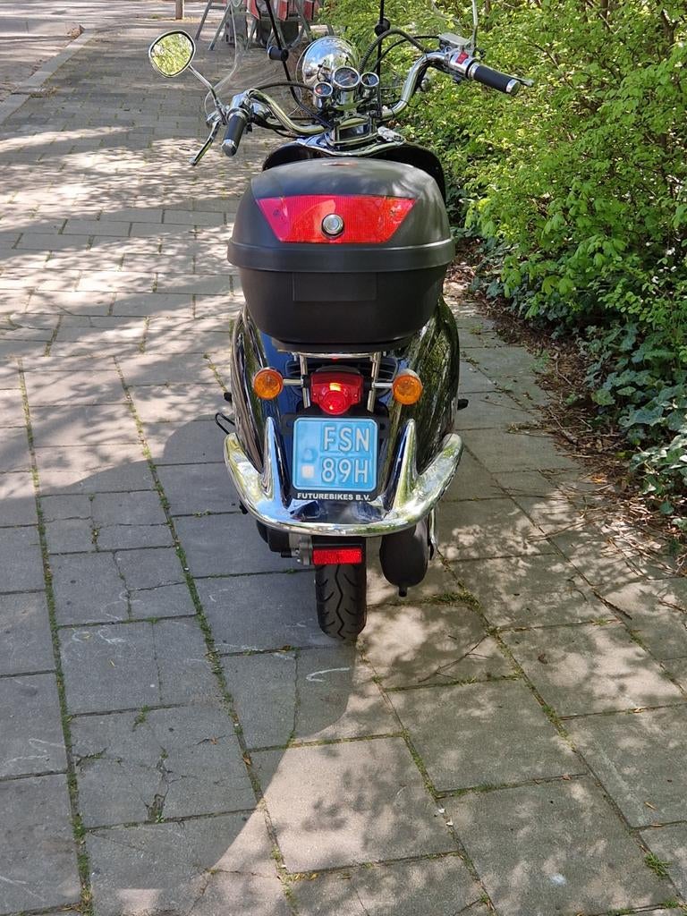 AGM scooter, Ophalen of Verzenden