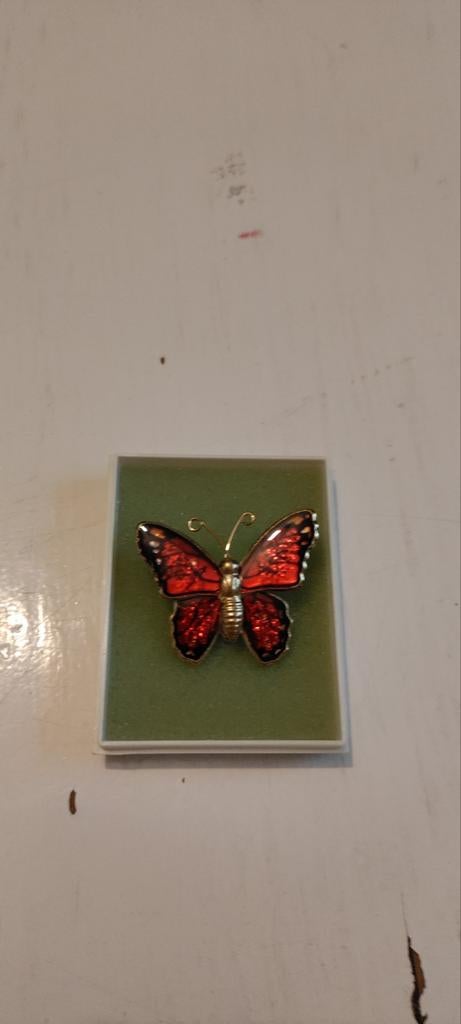 Broche vlinder rood, Ophalen of Verzenden
