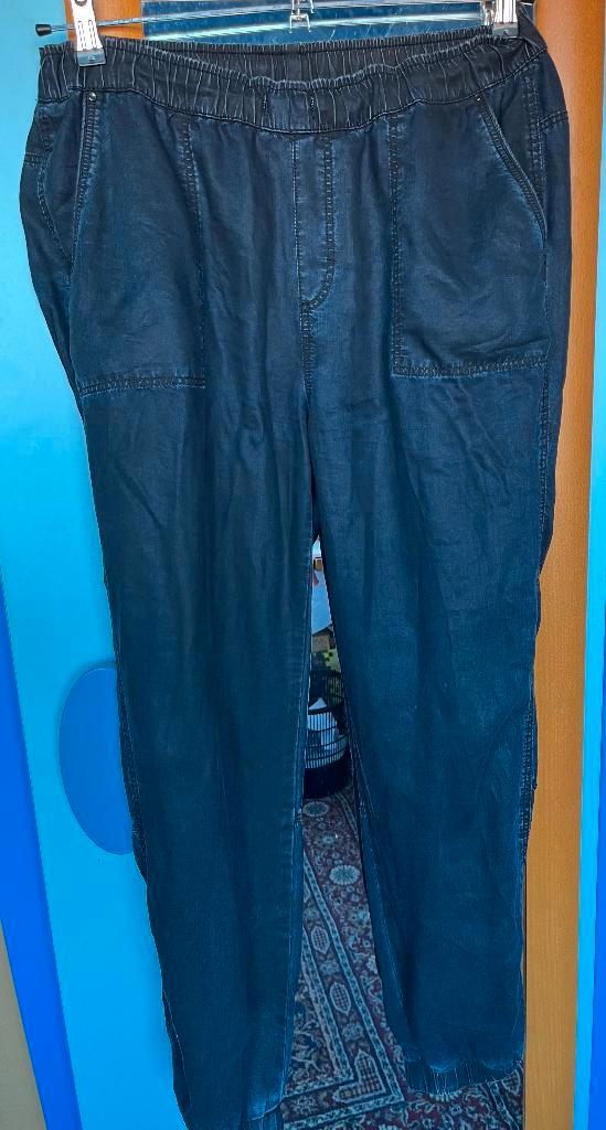 mooie lycocell zomerjeans Expresso 44 zgan, Kleding | Dames, Broeken en Pantalons, Zo goed als nieuw, Maat 42/44 (L), Blauw, Lang