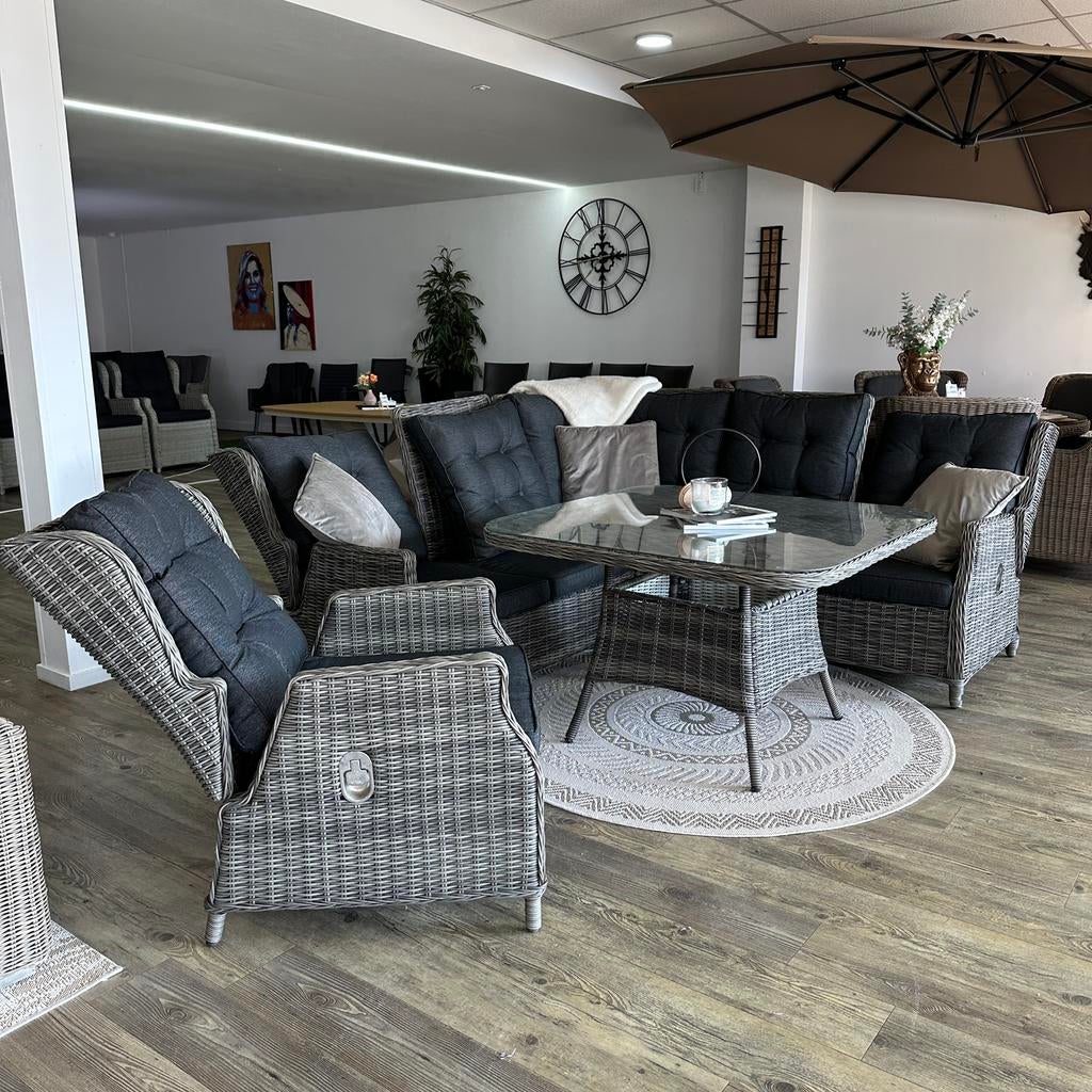 Strakke Wicker Tuinset — Loungeset / ZGAN TWV: €2.250,-, Tuin en Terras, Tuinsets en Loungesets, ., Ophalen of Verzenden, Zo goed als nieuw