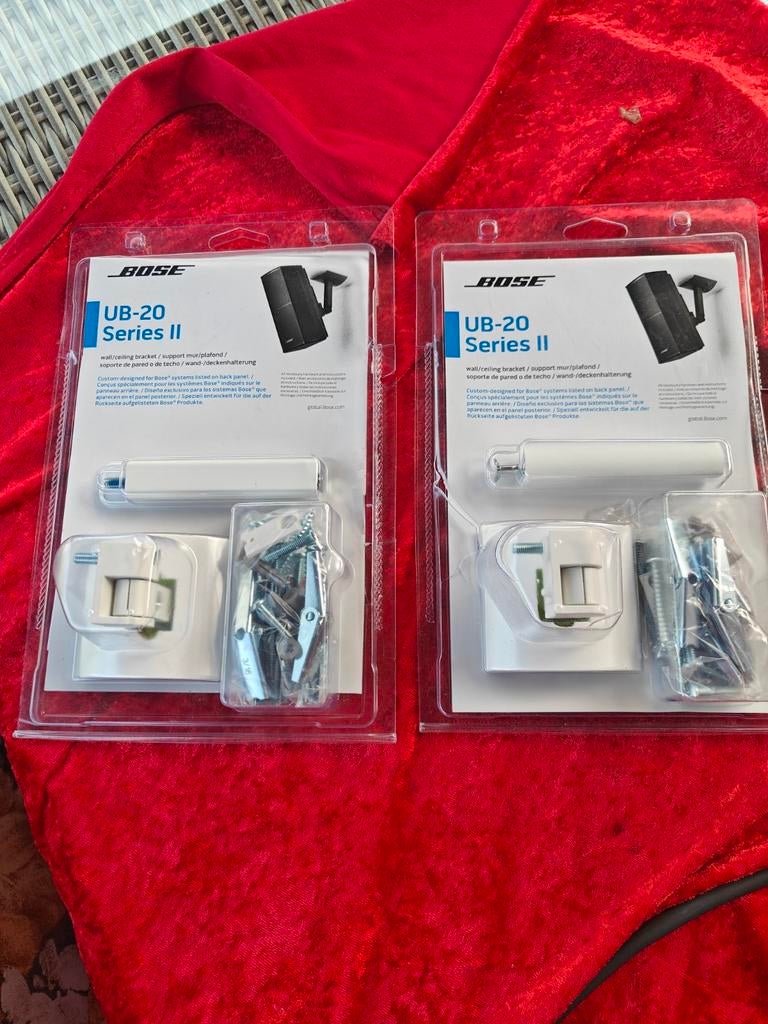 Bose UB-20 muurbeugels wit of zwart nieuwe 2x, Overige merken, Soundbar, Nieuw, Ophalen of Verzenden