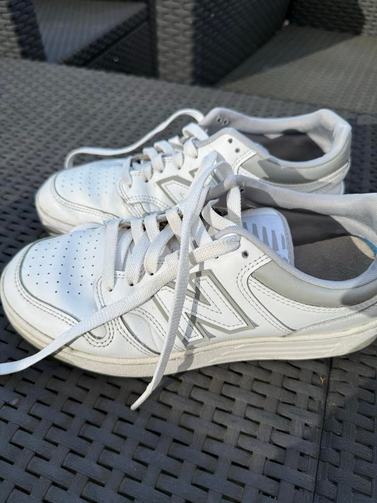 New Balance sneakers - Wit/Grijs, Kleding | Dames, Schoenen, Ophalen of Verzenden, Gedragen, Wit, Sneakers of Gympen