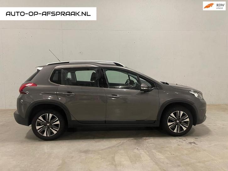 Peugeot 2008 1.2 PureTech Allure Navi Camera Leer Clima Trek, Auto's, Peugeot, Bedrijf, Te koop, ABS, Airbags, Airconditioning
