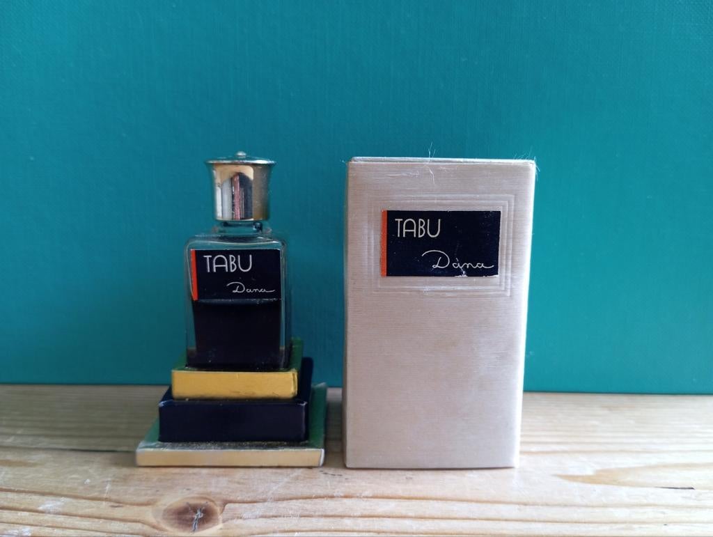 Miniatuur flesje Tabu parfum by Dana in presentatie doosje, Ophalen of Verzenden, Gebruikt