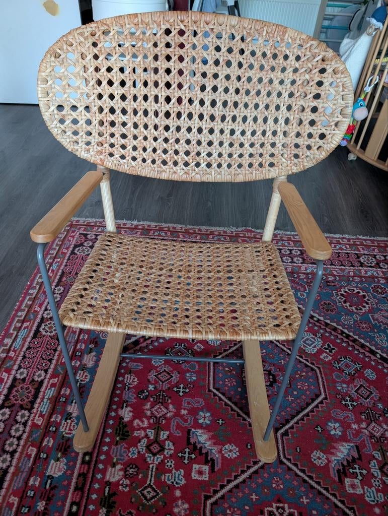 Ikea Grönadal schommelstoel van rotan, Huis en Inrichting, Stoelen, Ophalen, Gebruikt, Overige kleuren, Hout