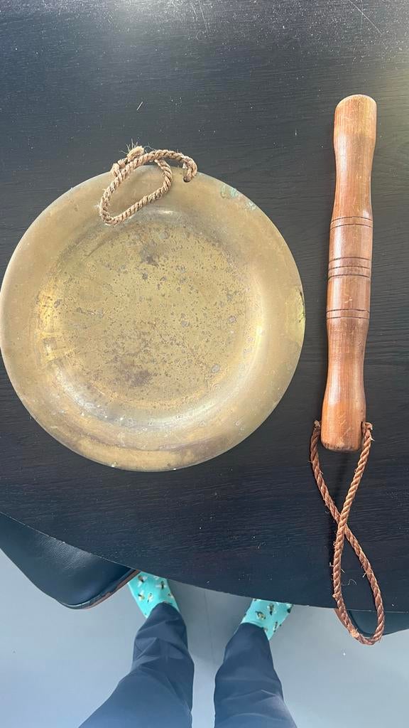 Antieke koperen gong met houten klopper, Antiek en Kunst, Antiek | Koper en Brons, Ophalen of Verzenden