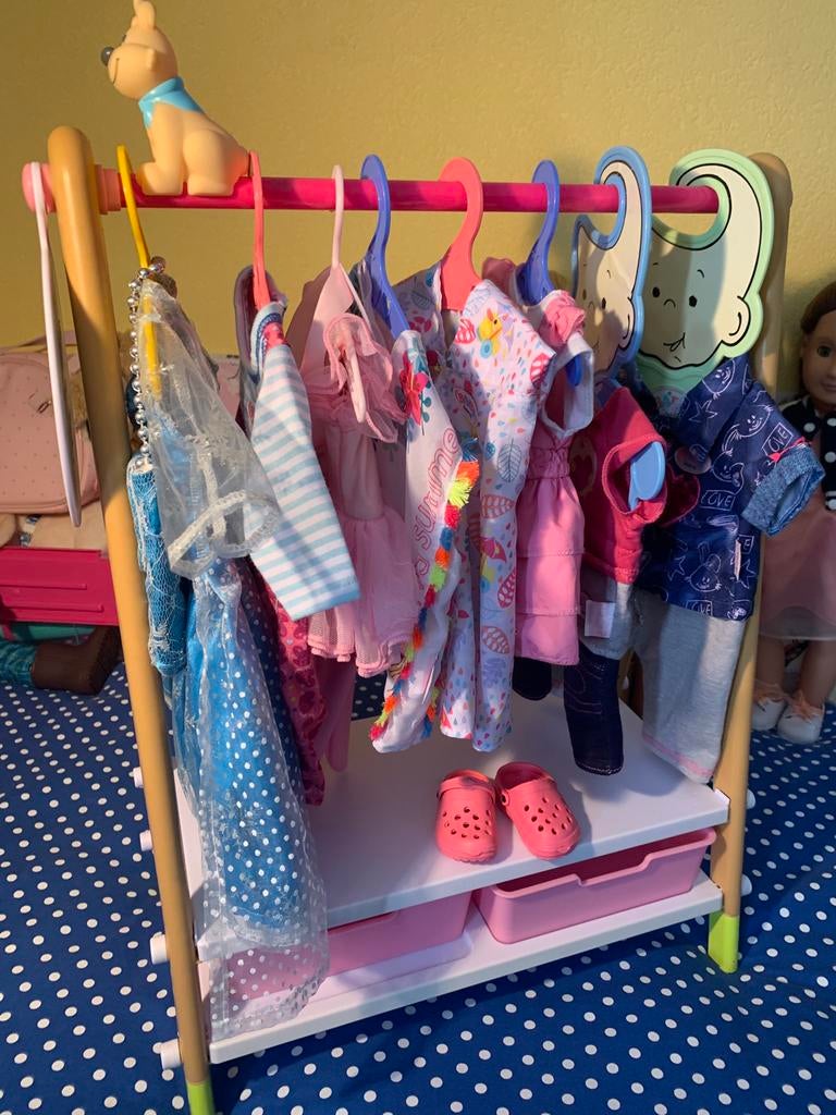 Baby born poppen kleertjes rek plus kleding, Ophalen of Verzenden, Zo goed als nieuw, Babypop