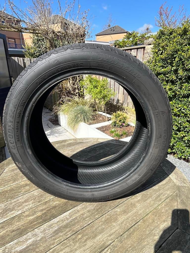 Zomerbanden Volvo EX30 - Zo goed als nieuw, Band(en), Personenwagen, Zomerbanden, Ophalen