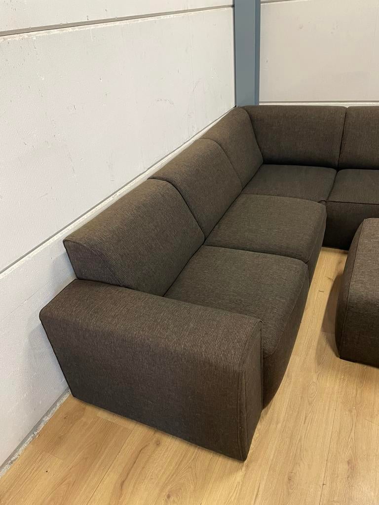 Mooie luxe bruine hoekbank met hocker - GEREINIGD!!!, Huis en Inrichting, Banken | Bankstellen, Ophalen, 250 tot 300 cm, Luxe