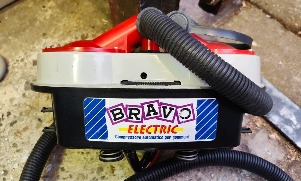 Bravo Electric compressor, Ophalen of Verzenden
