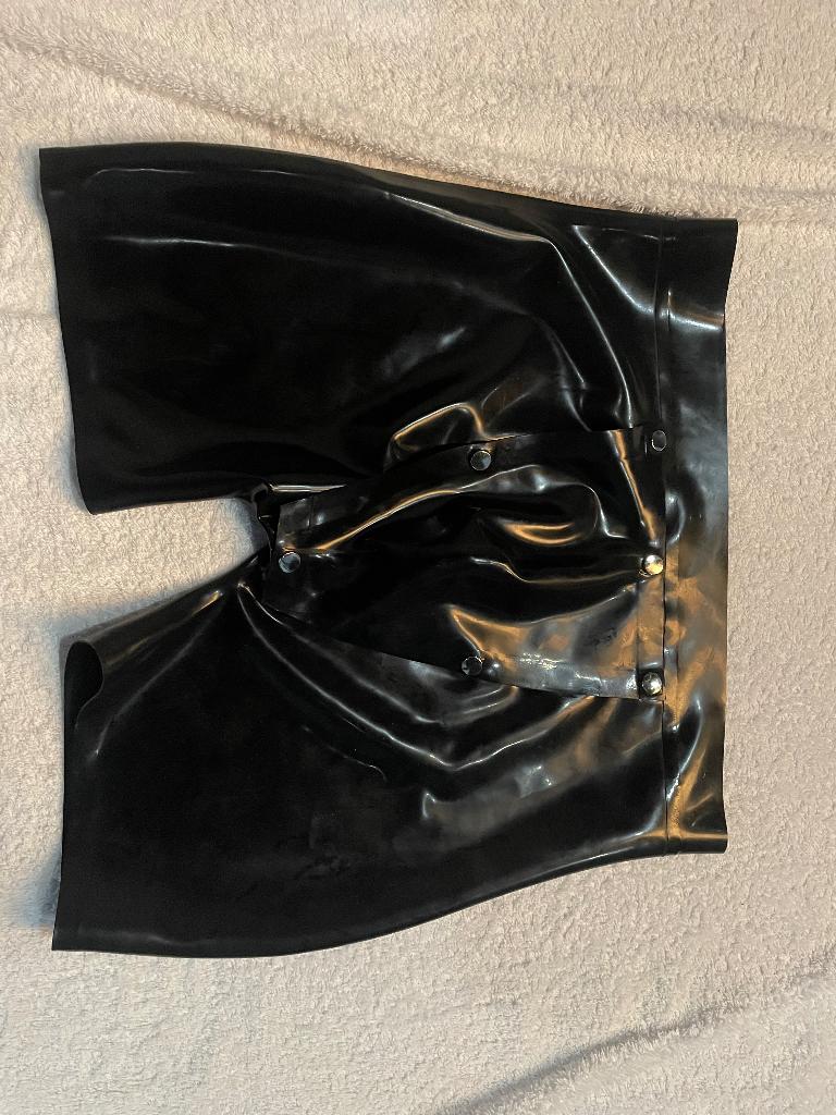 Div latex maskers en kleding te koop, Ophalen of Verzenden, Zo goed als nieuw