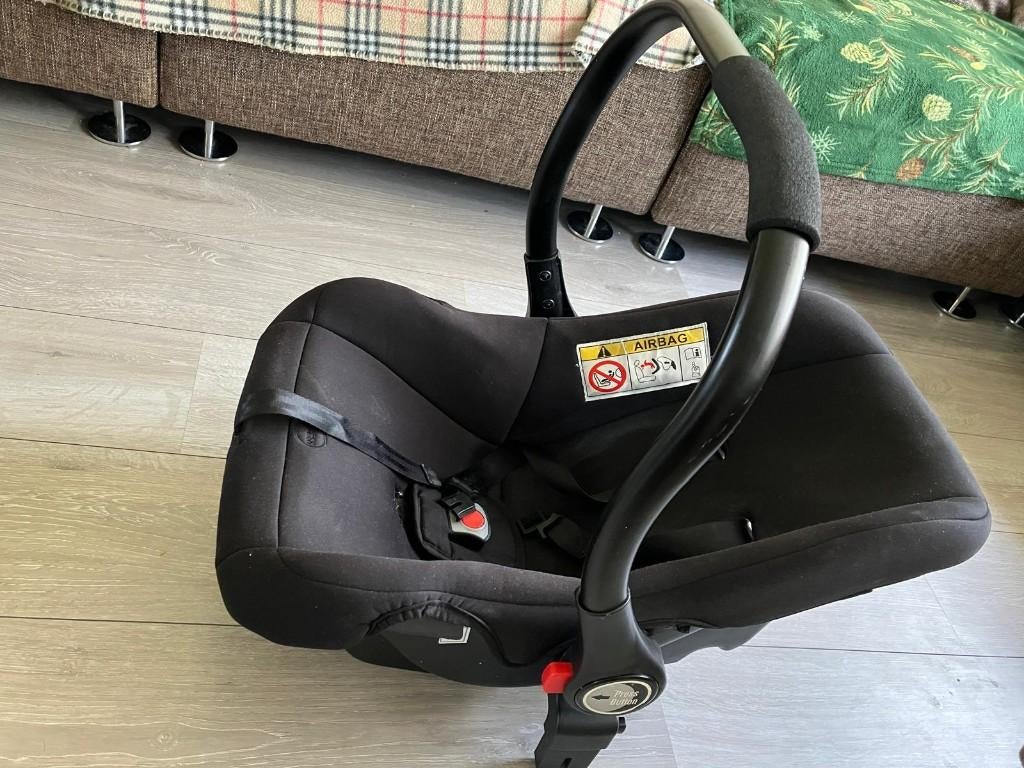 Baby car seat, Autogordel, Zo goed als nieuw, Ophalen, 0 t/m 10 kg