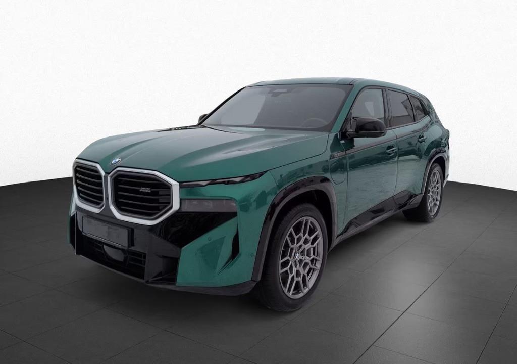 BMW XM PHEV 50e 30 kWh 476 PK ACC Trekhaak 360 Camera, Auto's, 12 maanden, Gebruikt, Zwart, Vierwielaandrijving