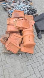 Rest dakpannen en kantpannetjes, Doe-het-zelf en Verbouw, Dakpannen en Dakbedekking, Ophalen, Steen of Klei, 15 m² of meer, Dakpannen