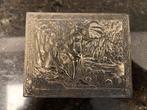 Vintage Japanse sieradendoos met reliëf, Antiek en Kunst, Ophalen of Verzenden