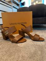 Louis Vuitton Sandalen met Hak - Bruin Leer - Maat 39, Kleding | Dames, Schoenen, Ophalen, Zo goed als nieuw, Bruin, Sandalen of Muiltjes