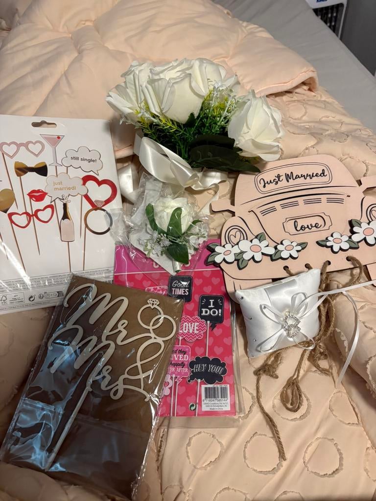 Trouw spullen, Ophalen, Zo goed als nieuw, Accessoires