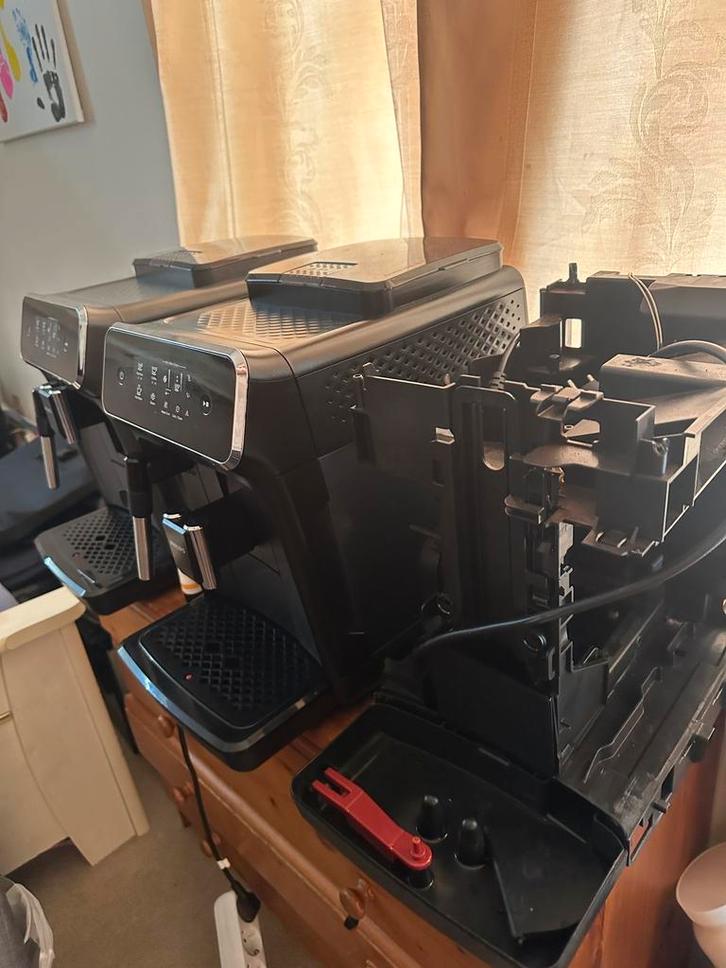Onderhoud of reparatie koffiemachines!, Witgoed en Apparatuur, Koffiezetapparaten, Zo goed als nieuw, Koffiemachine, Ophalen of Verzenden