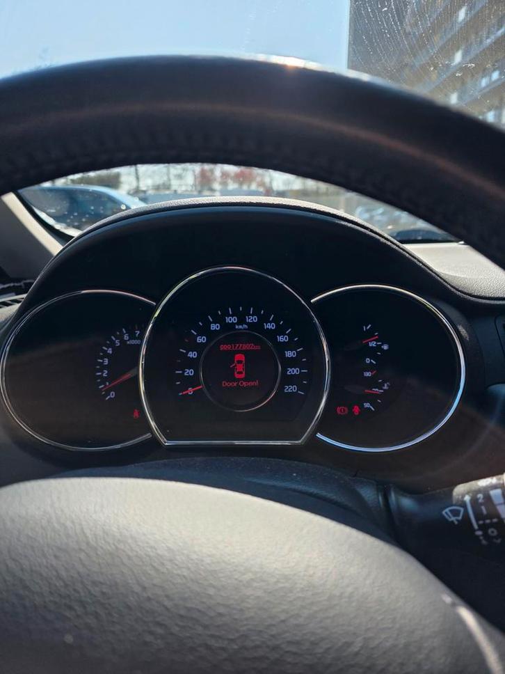 Kia Rio 1.2 I 5DRS 2013 Wit, Auto's, Kia, Bedrijf, Rio, Cruise Control, Elektrische buitenspiegels, Elektrische ramen, Isofix