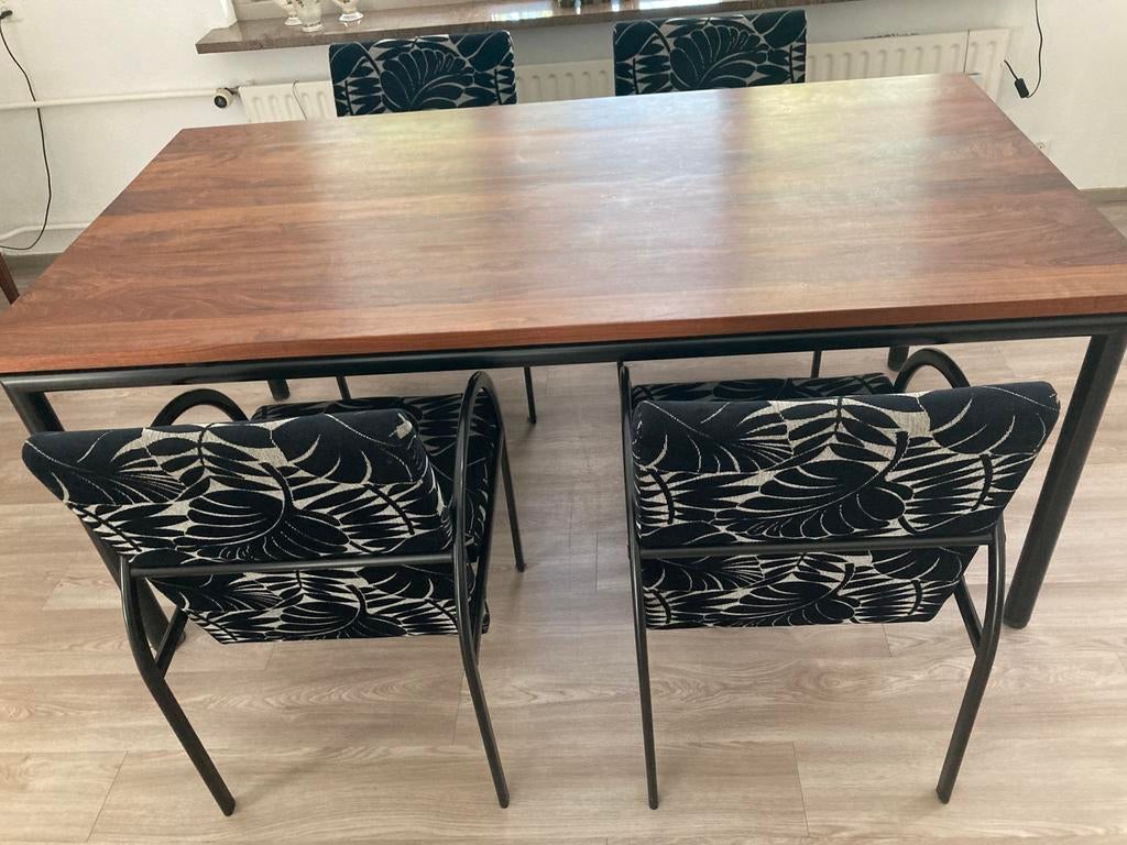 Design eettafel met 4 stoelen, Huis en Inrichting, Ophalen of Verzenden, Gebruikt, Design Bert Plantagie, 4 tot 6 stoelen