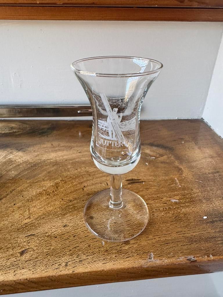 Juttertje borrelglas, Ophalen of Verzenden, Zo goed als nieuw, Borrel- of Shotglas